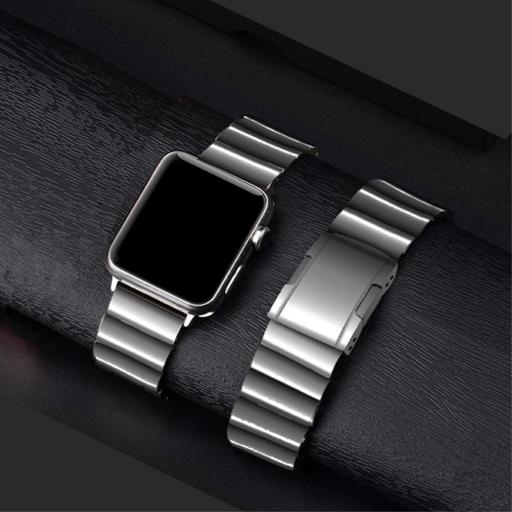 Remen metal (srebrn) za Apple Watch 1 / 2 / 3 / 4 / 5 / 6 / 7 / 8 / 9 / SE 42/44/45 mm 